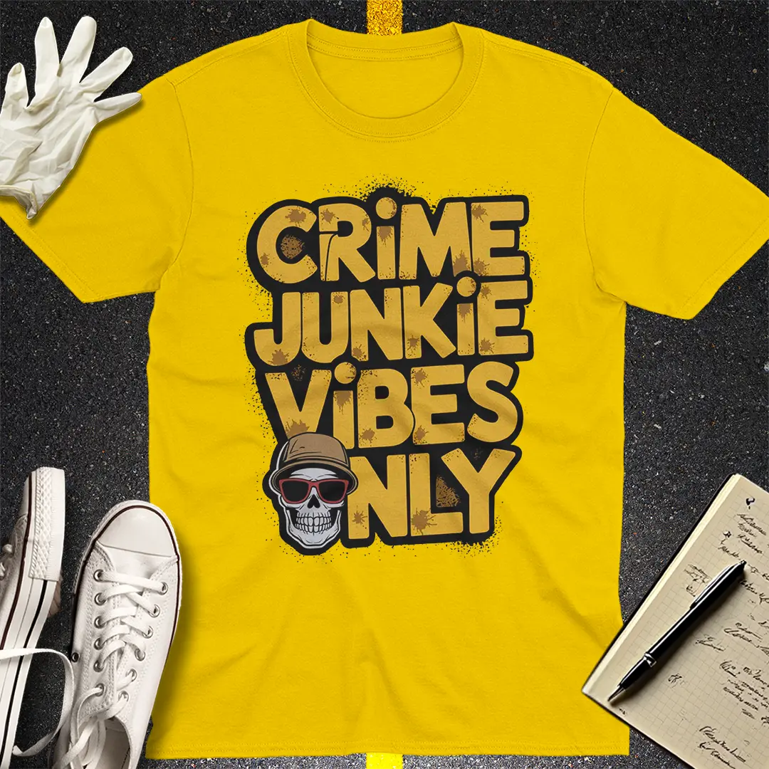 Crows Before Bros T-shirt - Daisy