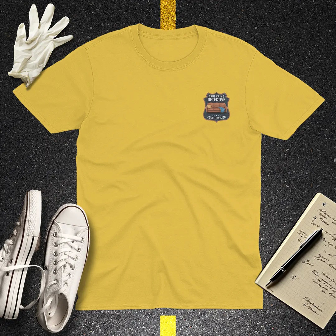 Couch Detective T-Shirt - Daisy