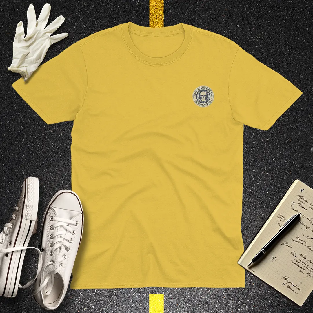 True Crime Expert T-Shirt - Daisy