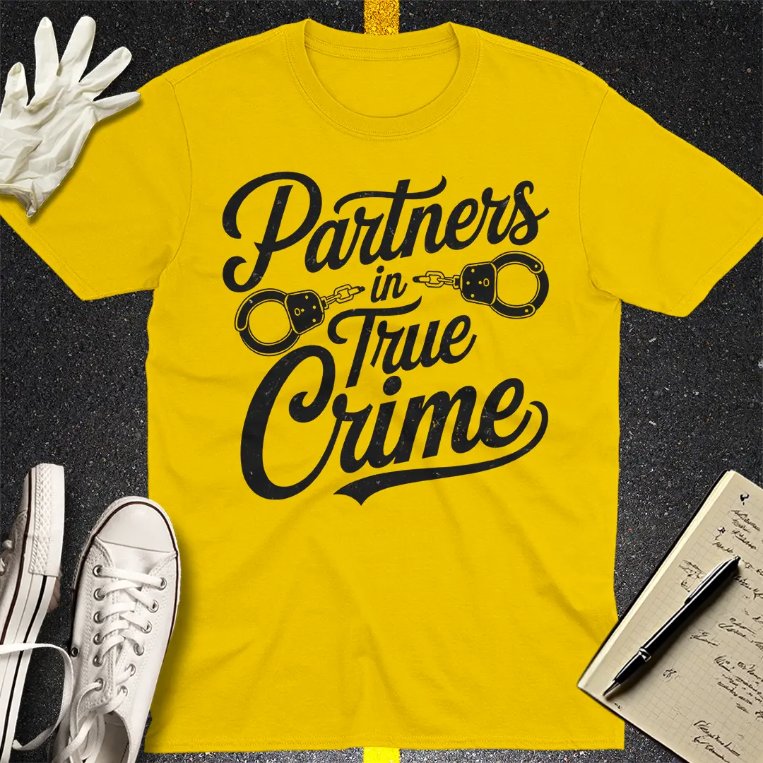 Crows Before Bros T-shirt - Daisy