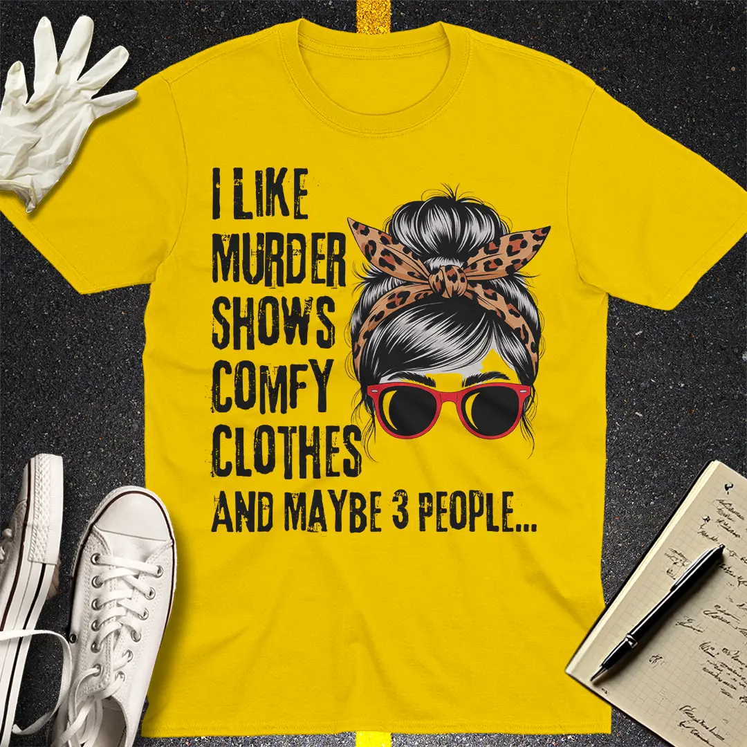 Messy Bun Legal Fun T-Shirt - Daisy