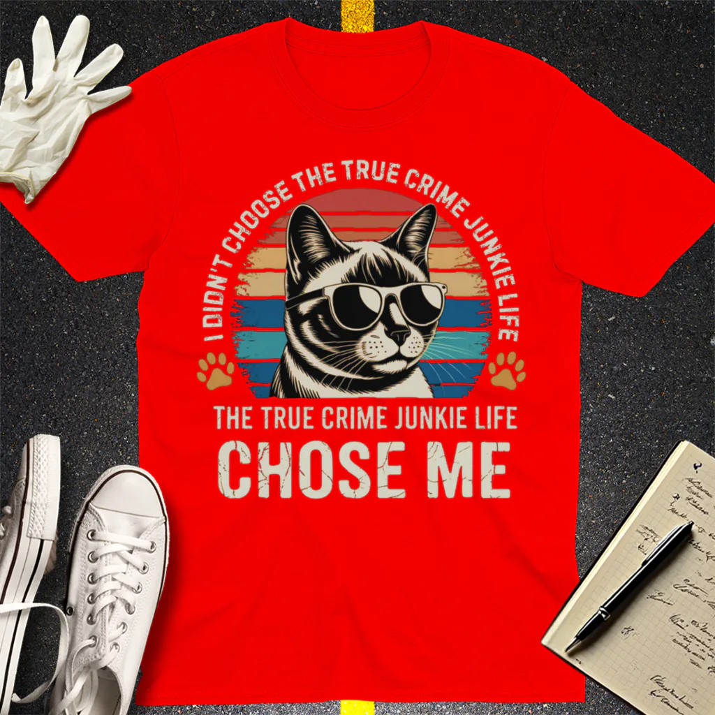 True Crime Cat Vibes T-Shirt - Red