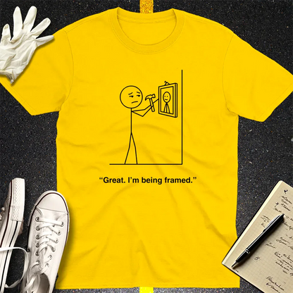 I'm Being Framed T-Shirt - Daisy