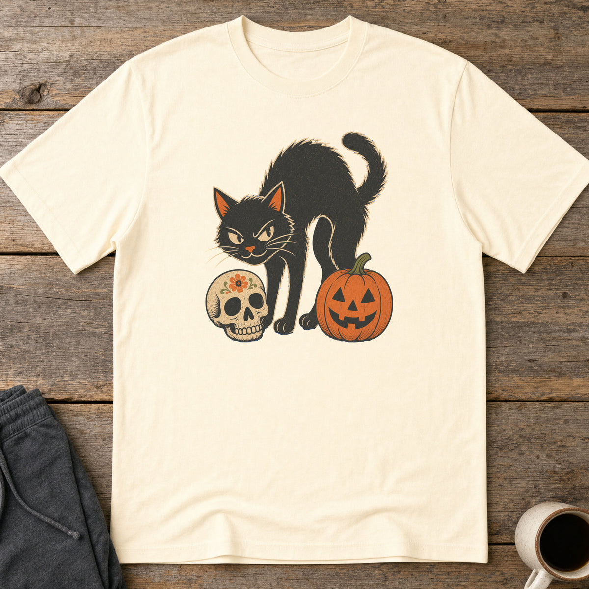 Vintage Spooky Cat T-Shirt — Natural