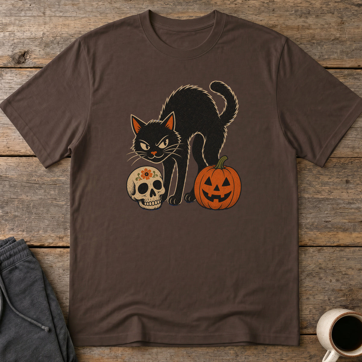 Vintage Spooky Cat T-Shirt — Dark Chocolate